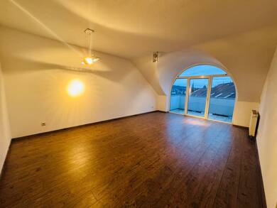 Wohnung zum Kauf 95.000 € 2 Zimmer 60 m² 3. Geschoss frei ab sofort Friedrichsthal Friedrichsthal 66299
