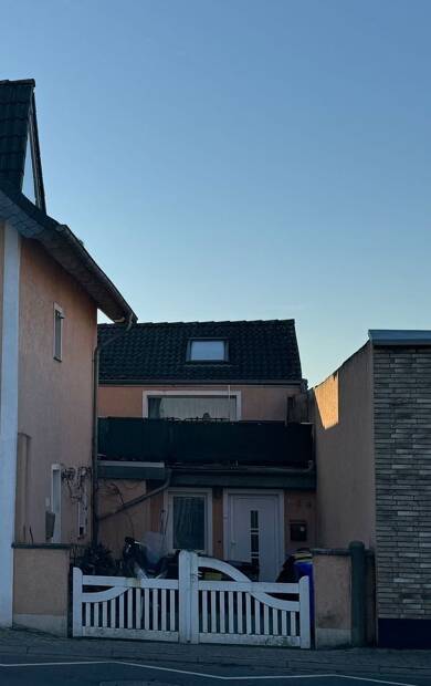 Haus zum Kauf 299.000 € 4 Zimmer 131 m² 98 m² Grundstück Niederweg 54a Friesheim Erftstadt 50374