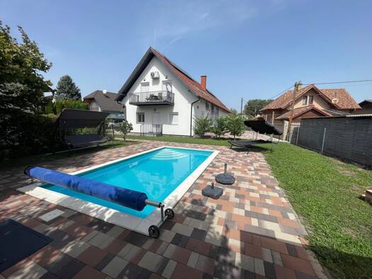 Wohnung zum Kauf provisionsfrei 241.000 € 3 Zimmer 81 m² Geschoss 1/1 Balatonmáriafürdő 8647