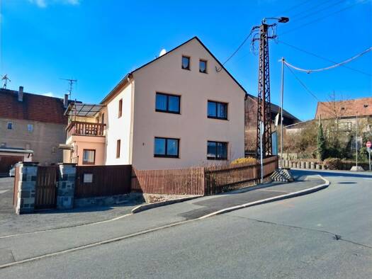 Bauernhaus zum Kauf 175.000 € 6 Zimmer 183 m² 2.141 m² Grundstück Syrau 08548