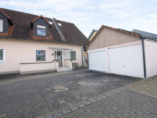 Wohnung zum Kauf 355.000 € 4 Zimmer 96 m² 1. Geschoss Kösching 85092