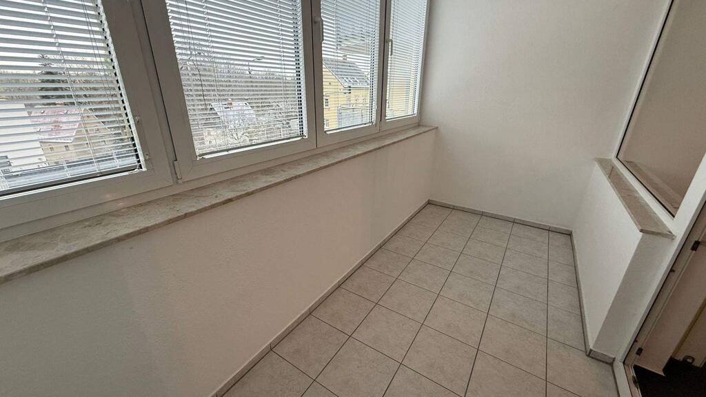 Studio zur Miete 220 € 1 Zimmer 40 m² 1. Geschoss Clausewitzstr. 2 Yorckgebiet Chemnitz 09130