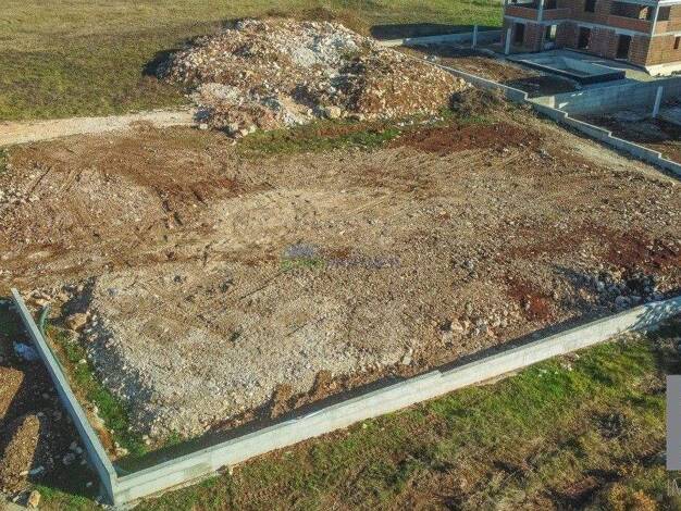 Gewerbegrundstück zum Kauf 160.000 € 1.017 m² Grundstück Porec 52440