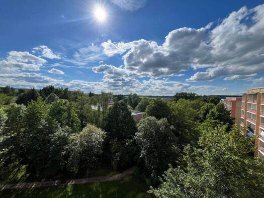 Wohnung zur Miete 479 € 5 Zimmer 84 m² Geschoss 5/5 frei ab sofort Dortmunder Straße 4 Neuplanitz Zwickau 08062