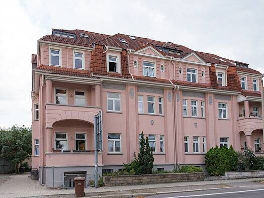 Wohnung zur Miete 550 € 3 Zimmer 90 m² Geschoss 1/3 frei ab 01.02.2027 Weimarer Straße 3 Naumburg Naumburg (Saale) 06618