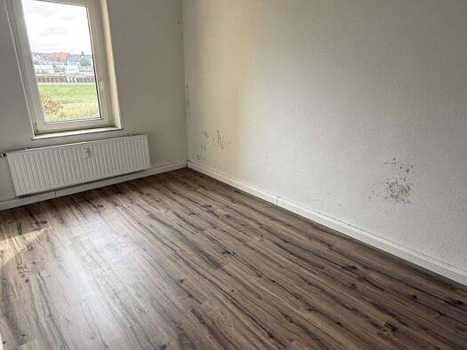 Wohnung zur Miete 740 € 5 Zimmer 106 m² frei ab 01.03.2026 Innenstadt Riesa / Gröba 01591