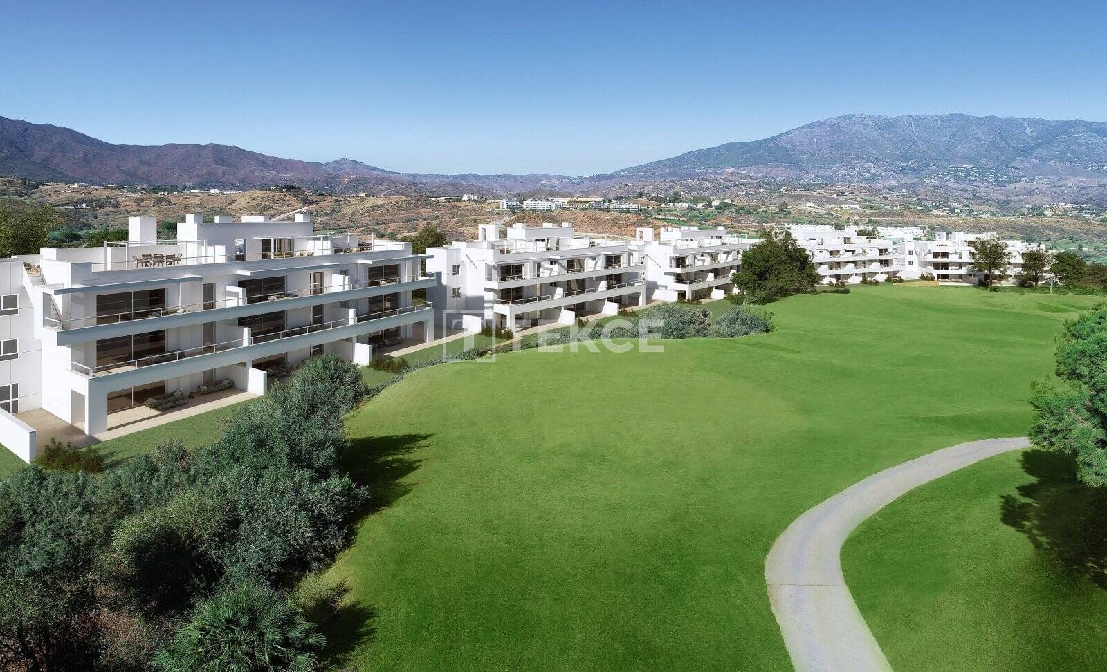 Meerblick-Wohnungen mit Großen Terrassen in Mijas Malaga