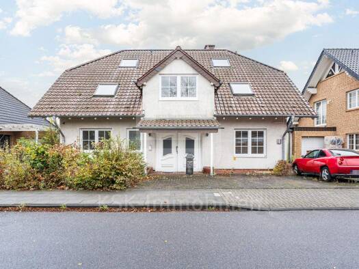 Mehrfamilienhaus zum Kauf 850.000 € 10 Zimmer 305,4 m² 645 m² Grundstück Roggendorf/Thenhoven Köln / Roggendorf/Thenhoven 50769