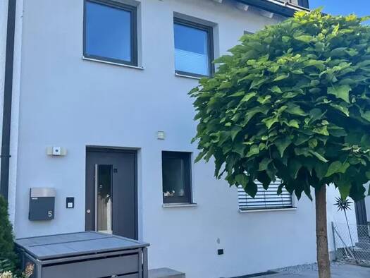 Reihenhaus zum Kauf provisionsfrei 749.000 € 5 Zimmer 144,8 m² 244 m² Grundstück frei ab sofort Rotwandweg 5 West Landshut 84034