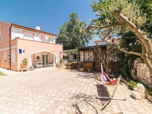 Haus zum Kauf 498.000 € 10 Zimmer 240 m² Premantura, Medulin Premantura