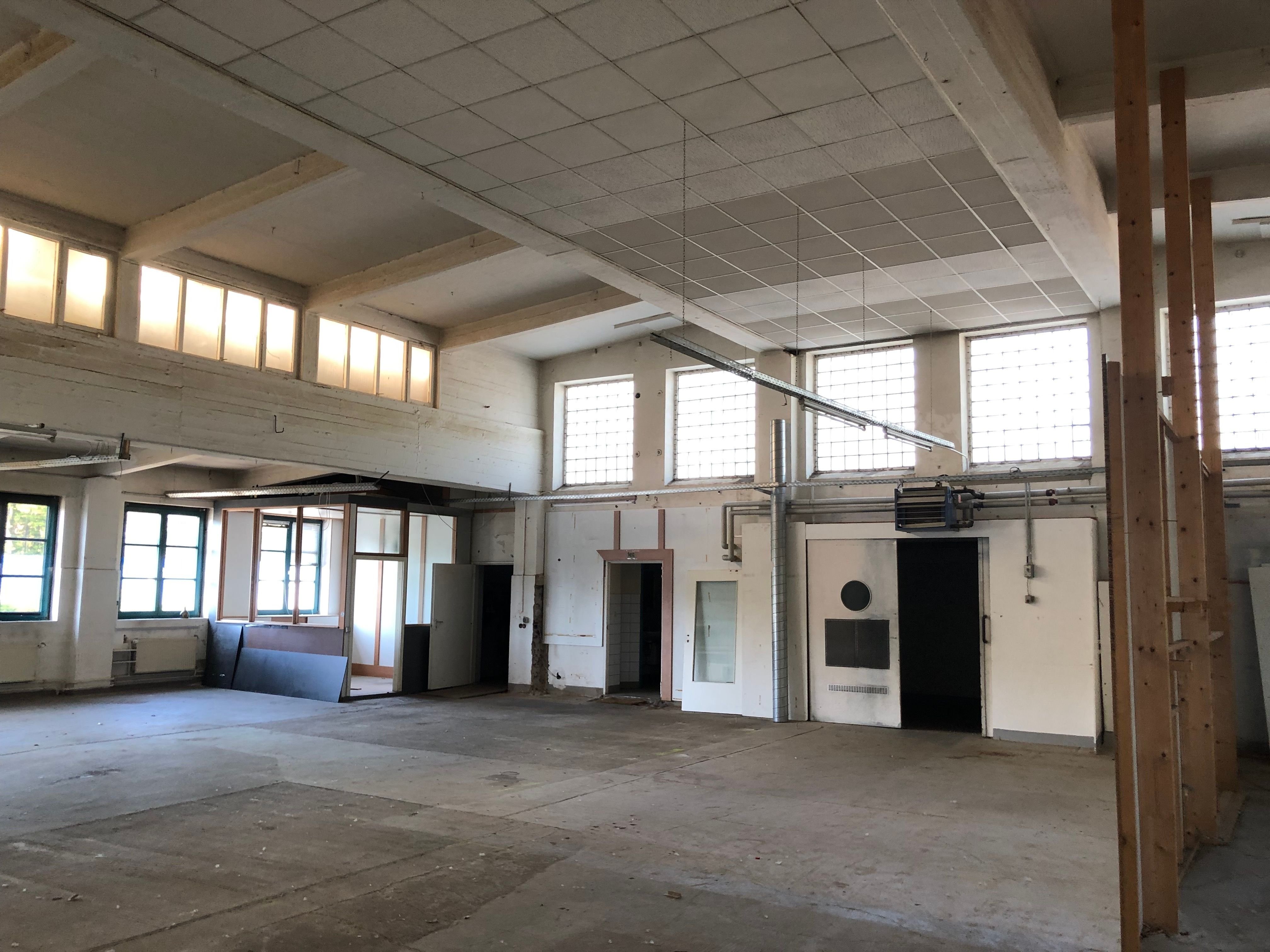 Lagerhalle zur Miete 7 € 932 m²<br/>Lagerfläche ab 245 m²<br/>Teilbarkeit Stellingen Hamburg 22525