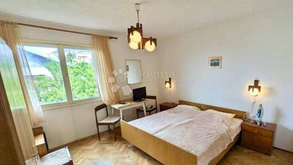 Wohnung zum Kauf 200.000 € 4 Zimmer 95 m² 1. Geschoss Karlobag