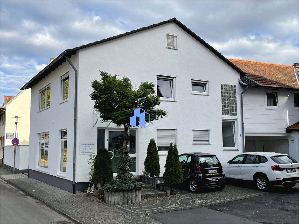 Haus zum Kauf 498.000 € 9 Zimmer 237 m²<br/>Wohnfläche 580 m²<br/>Grundstück Hofgeismar Hofgeismar 34369