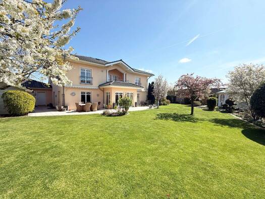 Villa zum Kauf 1.995.000 € 11 Zimmer 443 m² 1.535 m² Grundstück frei ab sofort Rendel Karben-Rendel 61184