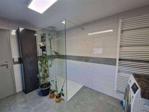 Mehrfamilienhaus zum Kauf als Kapitalanlage geeignet 5,5 Zimmer 150 m² 653 m² Grundstück Kürzell Meißenheim , Baden 77974