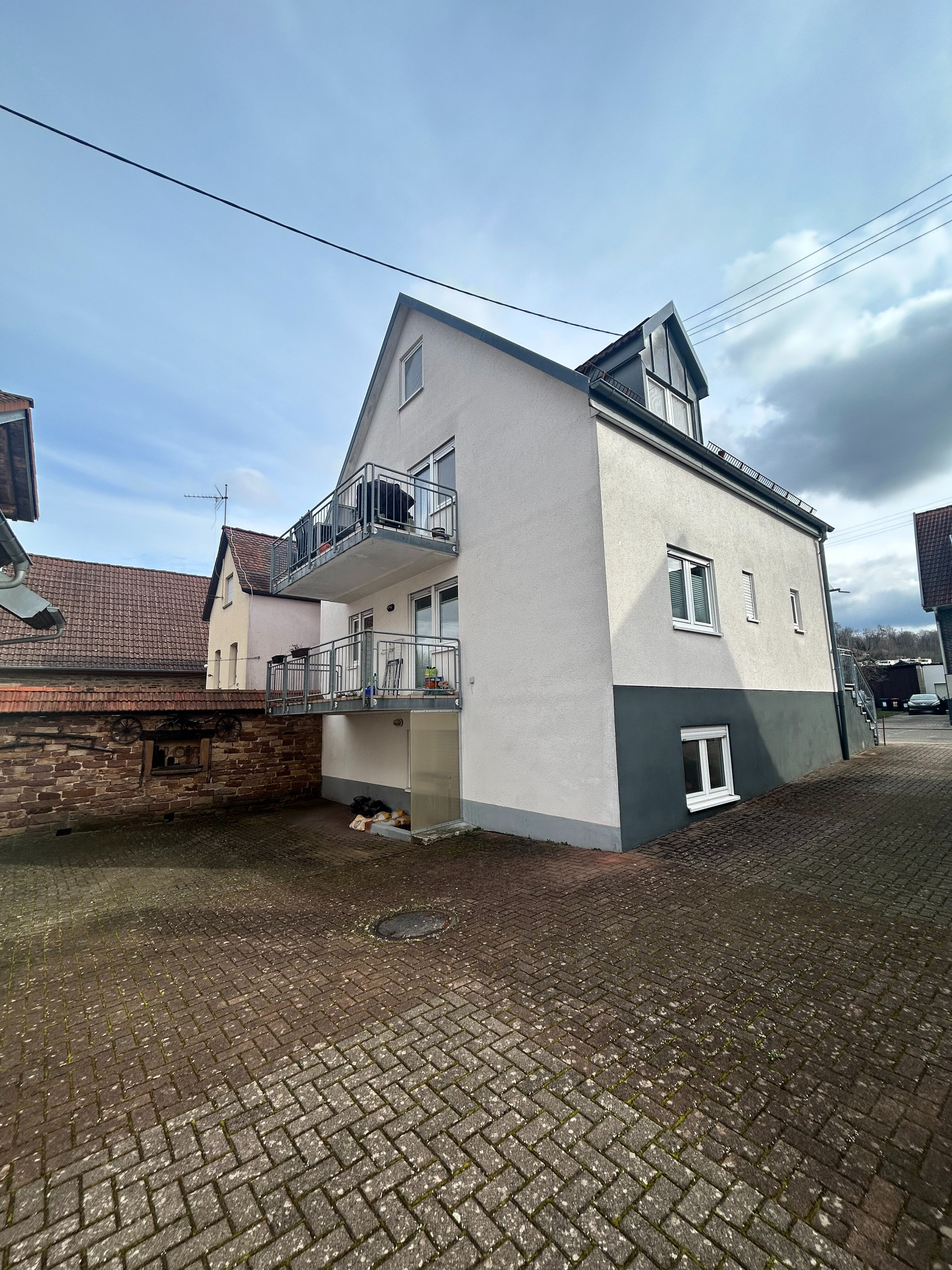 Mehrfamilienhaus zum Kauf 838.000 € 7 Zimmer 232 m²<br/>Wohnfläche 104 m²<br/>Grundstück Stupferich Karlsruhe 76228