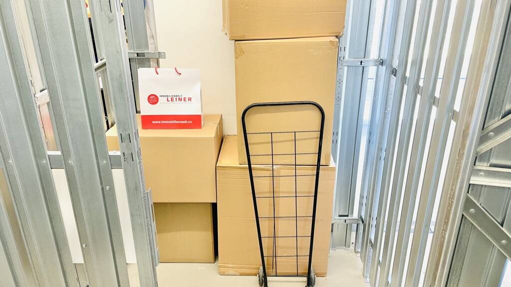 Lagerhalle zur Miete 36 € 2 m² Lagerfläche Schwechat 2320