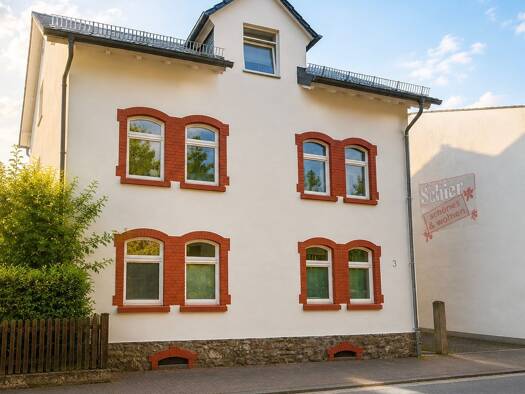 Maisonette zur Miete 865 € 3 Zimmer 82 m² Geschoss 2/3 frei ab sofort Hungen Hungen 35410