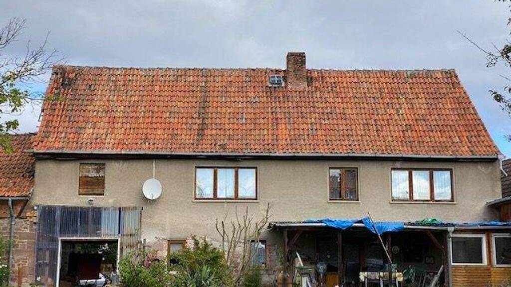Einfamilienhaus zum Kauf provisionsfrei 38.000 € 6 Zimmer 141 m² 2.272 m² Grundstück Johannisplatz 2 Steinthaleben 99707