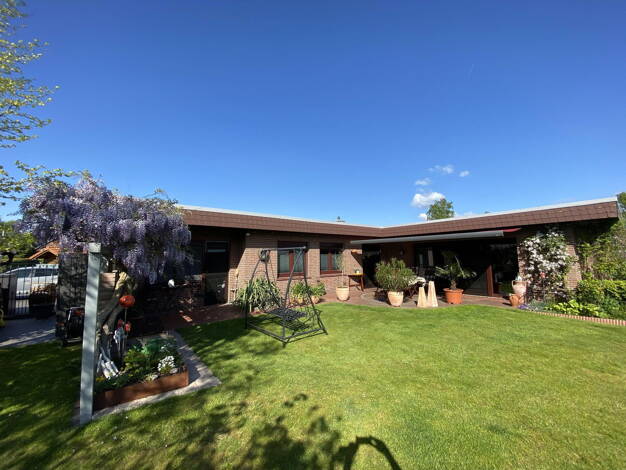 Bungalow zum Kauf provisionsfrei 399.000 € 7 Zimmer 143,8 m² 787 m² Grundstück Georg-Schipper-Straße 104 Fedderwarden Wilhelmshaven 26388