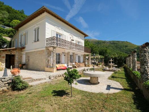 Haus zum Kauf 1.378.000 € 244 m² 2.890 m² Grundstück Tourrettes-sur-Loup 06140