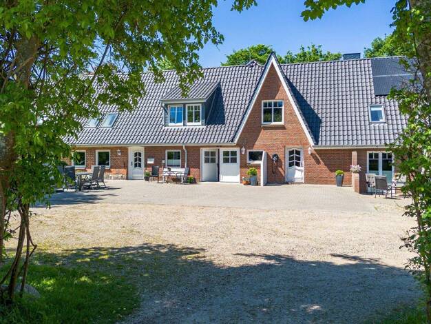 Mehrfamilienhaus zum Kauf 799.000 € 14 Zimmer 407 m² 4.731 m² Grundstück Horstedt 25860