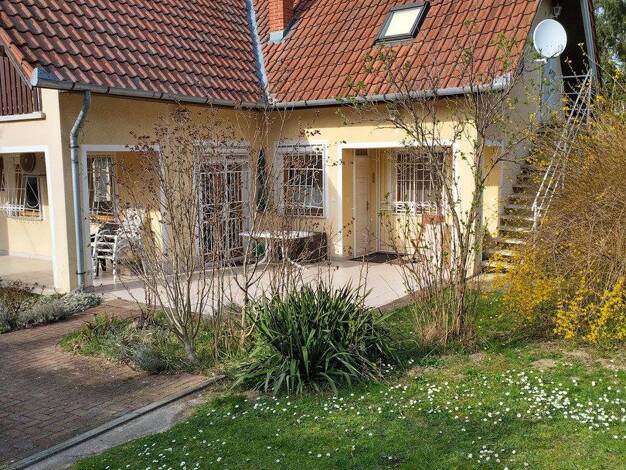 Einfamilienhaus zur Miete provisionsfrei 900 € 6 Zimmer 120 m² 1.250 m² Grundstück Tancsics ut 21 Paca 8956
