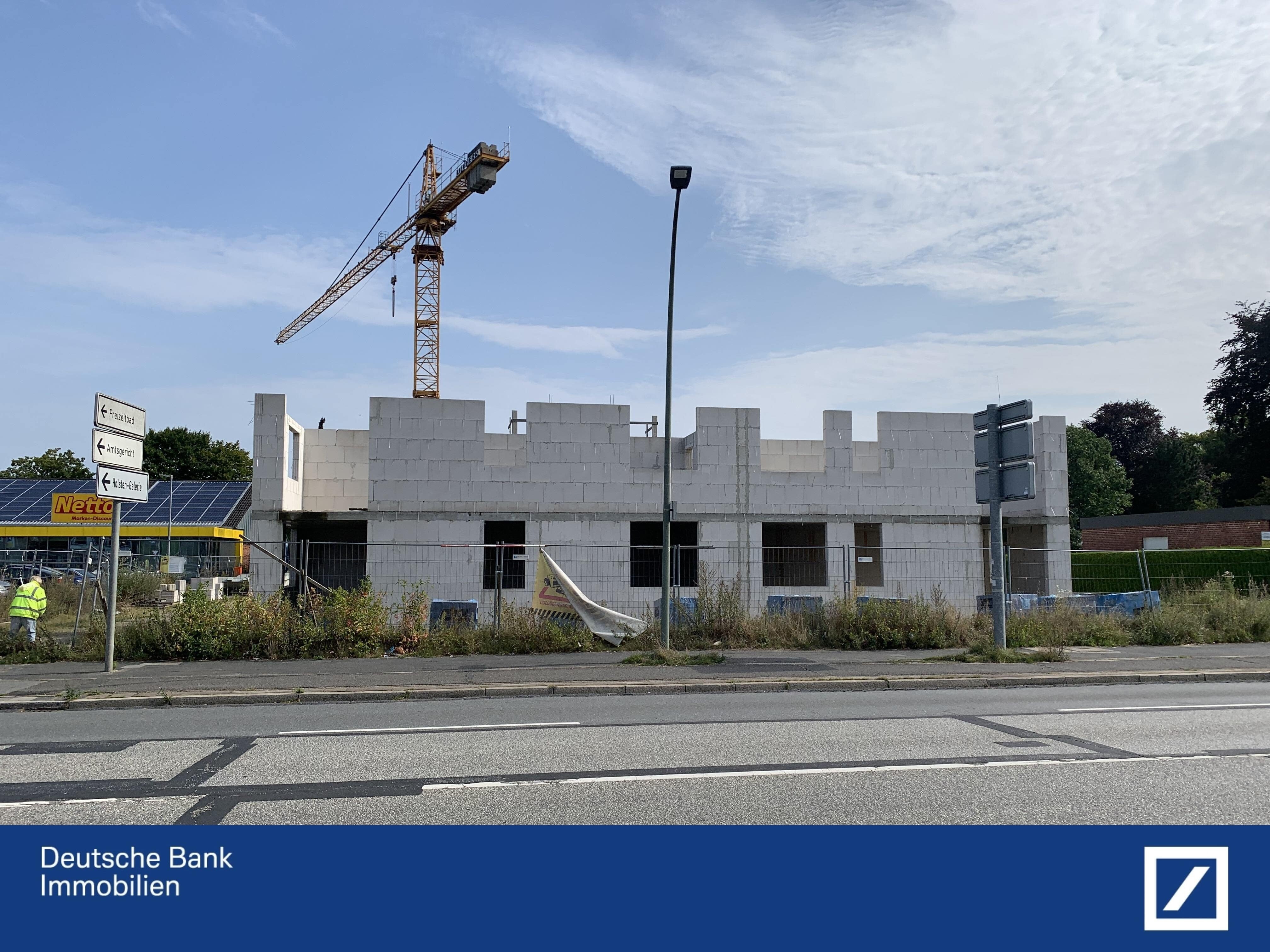 Medizinisches Gebäude zum Kauf als Kapitalanlage geeignet 7.300.000 € 3.597 m²<br/>Grundstück Gadeland Neumünster 24539