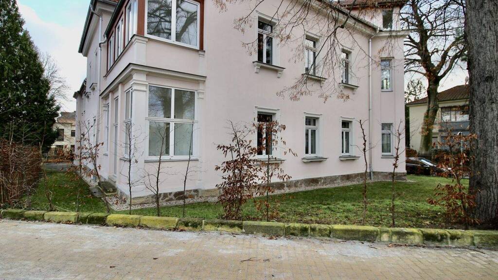 Mehrfamilienhaus zum Kauf 3.409.000 € 16 Zimmer 509 m² 700 m² Grundstück Radebeul 01445