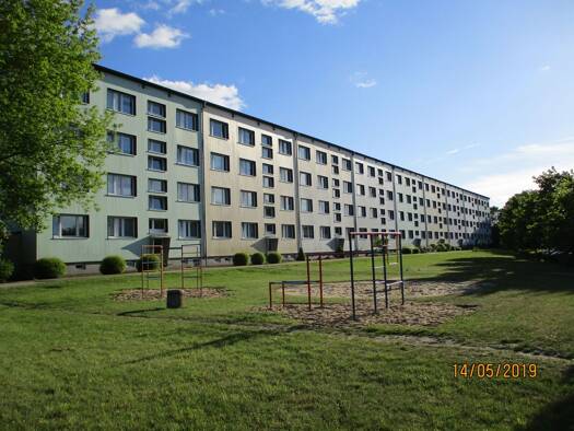 Wohnung zur Miete 315 € 2 Zimmer 44,9 m² 2. Geschoss frei ab sofort Milmersdorf 17268