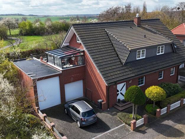 Mehrfamilienhaus zum Kauf 398.000 € 6 Zimmer 218 m² 684 m² Grundstück Reislingen Wolfsburg 38446