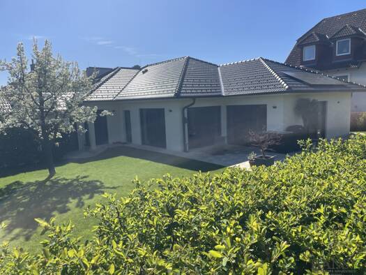 Bungalow zur Miete 2.572 € 3,5 Zimmer 142 m² 565 m² Grundstück Gumpoldskirchen 2352