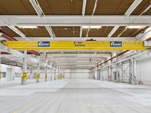 Lagerhalle zur Miete provisionsfrei 23.023 m² Lagerfläche teilbar von 10.268 m² bis 12.755 m² Von-Thünen-Straße 1 Mahndorf Bremen 28307