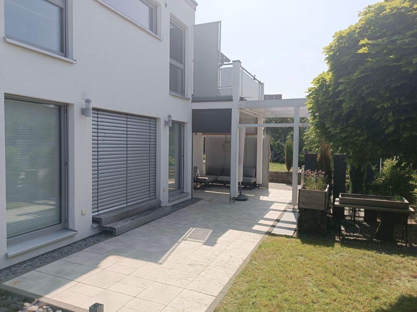 Immobilie in Weimar (Lahn) - Modernes Einfamilienhaus mit schöner Ausstattung zu verkaufen - Bild 0