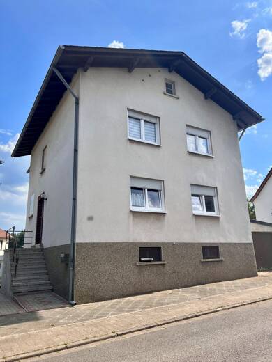 Mehrfamilienhaus zum Kauf 185.000 € 6 Zimmer 164 m² 669 m² Grundstück frei ab 01.08.2025 Steinbach Ottweiler 66564