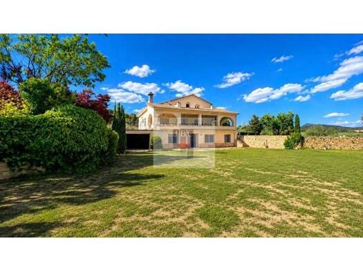 Chalet zum Kauf 320.000 € 3 Zimmer 400 m² 5.000 m² Grundstück Alcoi / Alcoy 03802