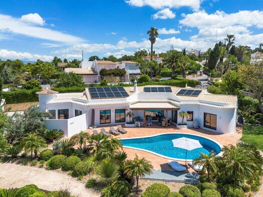 Haus zum Kauf 1.595.000 € 293 m² 2.157 m² Grundstück Lagos 8600