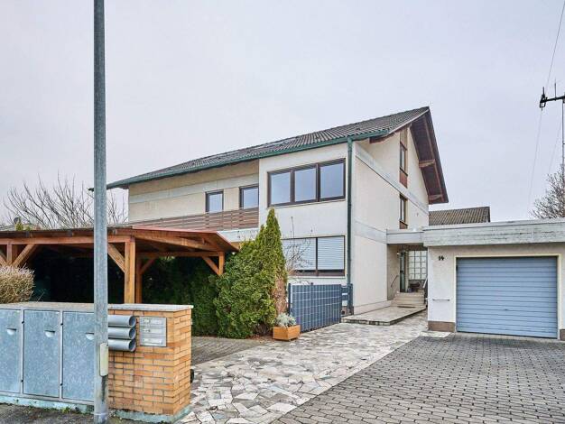 Wohnung zur Miete 1.250 € 5,5 Zimmer 147 m² EG frei ab 01.05.2026 Ittling Straubing 94315