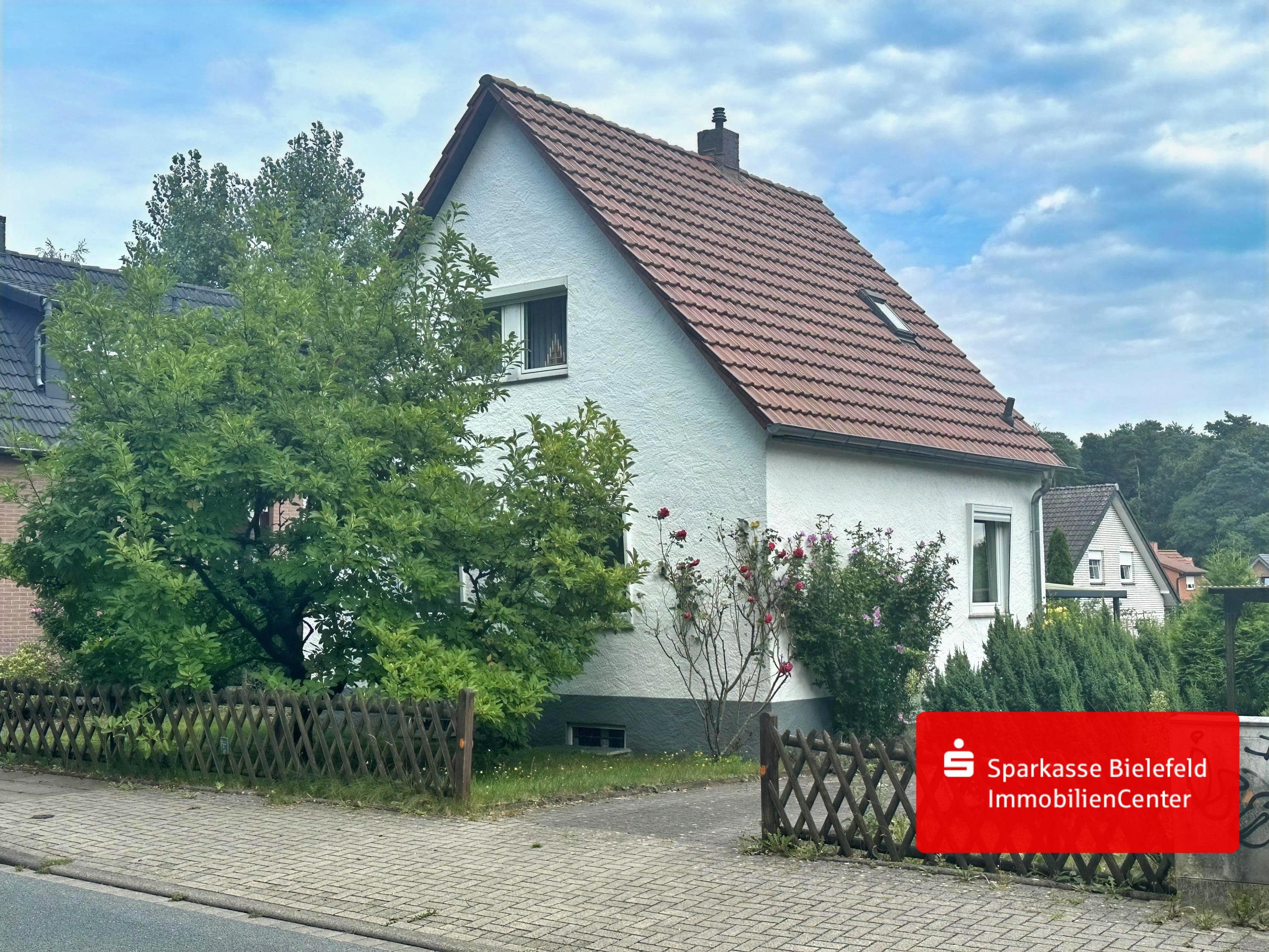 Einfamilienhaus zum Kauf 349.000 € 3 Zimmer 60 m²<br/>Wohnfläche 1.046 m²<br/>Grundstück Buschkamp Bielefeld 33659