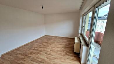 Wohnung zur Miete 500 € 2 Zimmer 55 m² Geschoss 4/4 frei ab 30.08.2025 Pirckheimerstraße Nürnberg 90409