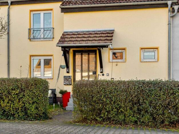 Reihenmittelhaus zum Kauf 279.000 € 4 Zimmer 113 m² 241 m² Grundstück Lochau Schkopau / Lochau 06258