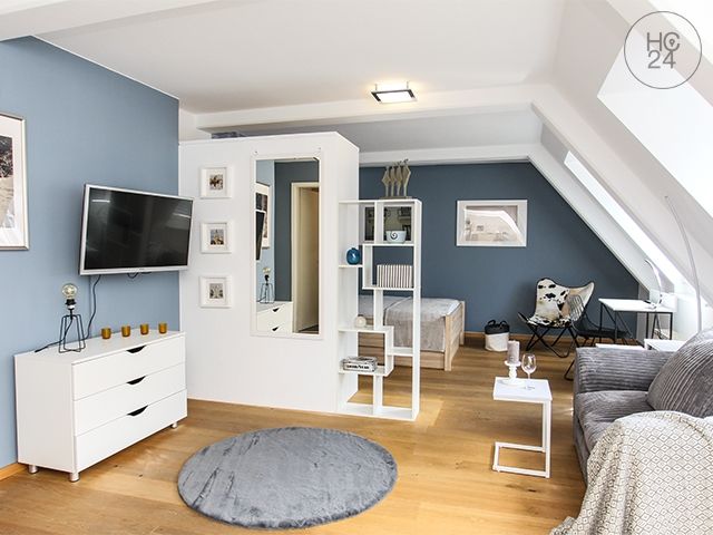 Wohnung zur Miete Wohnen auf Zeit 990 € 1 Zimmer 36 m²<br/>Wohnfläche 01.01.2025<br/>Verfügbarkeit Zentrum Leipzig 04109