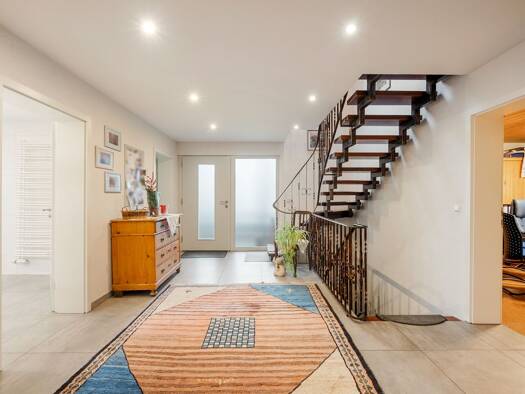 Einfamilienhaus zum Kauf 480.000 € 8 Zimmer 229 m² 597 m² Grundstück Windschläg Offenburg 77652