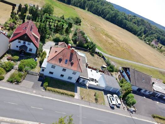 Einfamilienhaus zum Kauf 429.000 € 9 Zimmer 215 m² 1.325 m² Grundstück Steinach Bad Bocklet 97708