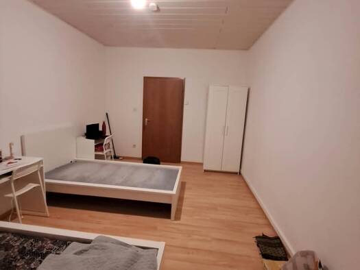 WG-Zimmer zur Miete 340 € 14 m² frei ab 01.11.2026 Hummelstein Nürnberg 90461