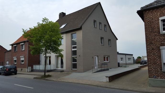 Wohnung zur Miete 645,83 € 2 Zimmer 86,1 m²<br/>Wohnfläche EG<br/>Geschoss 01.01.2025<br/>Verfügbarkeit In Gerderhahn 66 Gerderath Erkelenz 41812