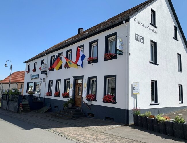 Hotel zum Kauf 390.000 € 2.619 m²<br/>Grundstück Üdersdorf Üdersdorf 54552