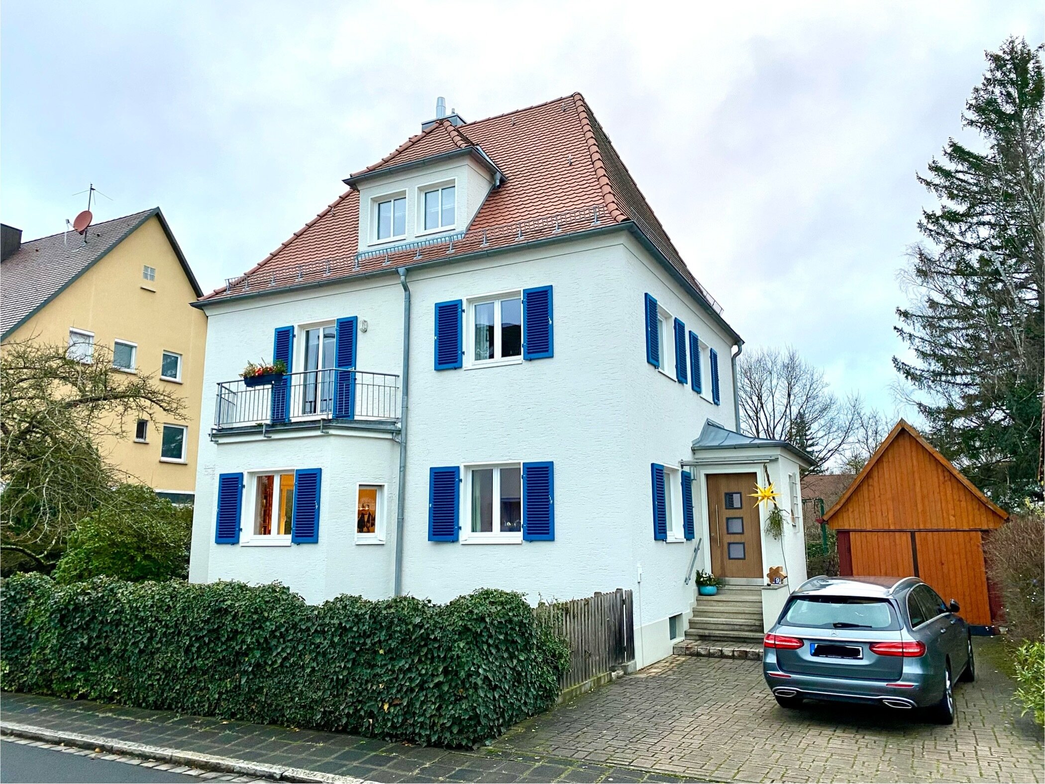 Einfamilienhaus zum Kauf provisionsfrei 1.490.000 € 7,5 Zimmer 188 m²<br/>Wohnfläche 812 m²<br/>Grundstück Laufamholz Nürnberg 90482