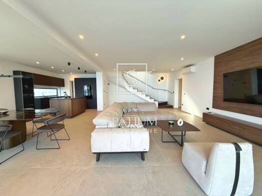 Haus zum Kauf 1.300.000 € 5 Zimmer 219 m² Lovran Lovran