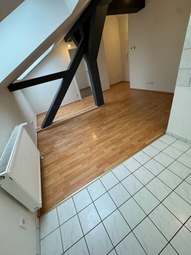 Wohnung zur Miete 430 € 2 Zimmer 40 m² frei ab sofort Mitte / Stadtbezirk 111 Ludwigshafen am Rhein 67059